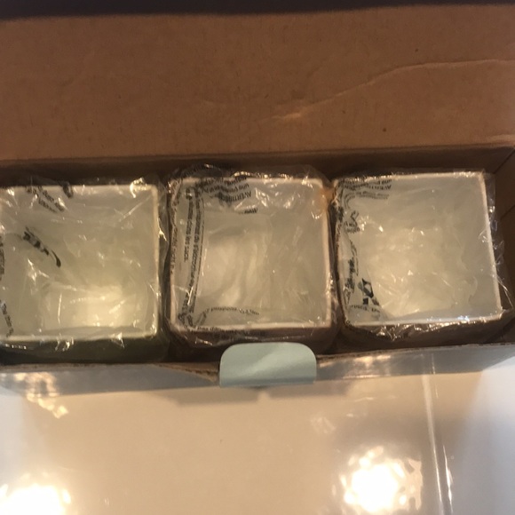 Set of 3 Falling Leaves Tealight trio set - Picture 3 of 4